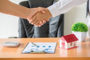 Navigating Wealth: Your Mortgage Advisor Companion to Homeownership