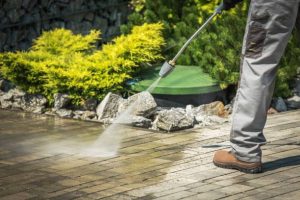 Clear Horizons: Expert Roof cleaning Services at Your Doorstep